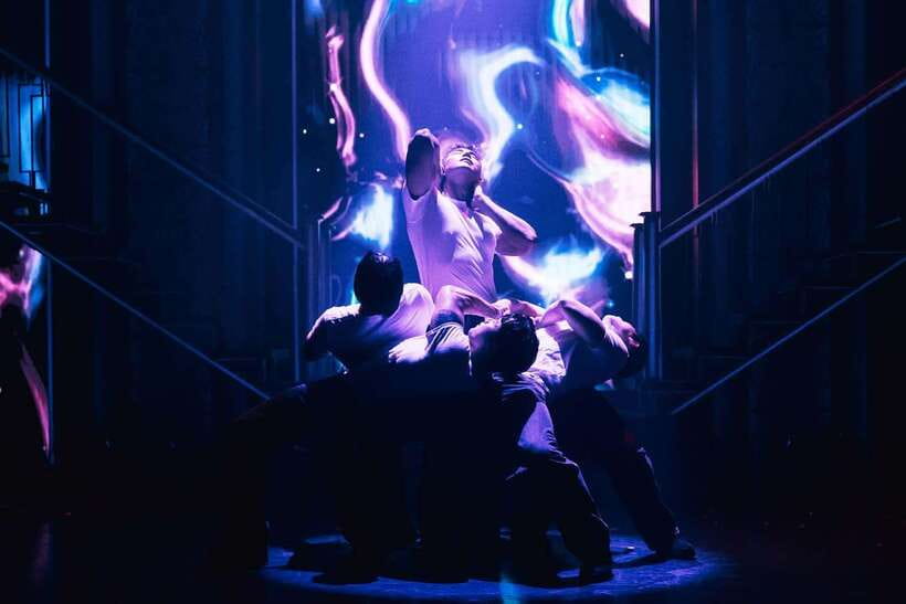 Seoul: TOUCH FIVE Performance Show Ticket - Women-only, 19+ night out: rules that shape the vibe