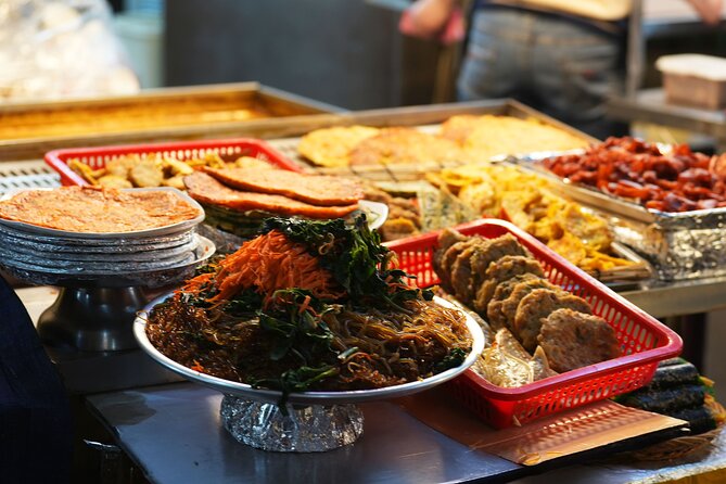 Seoul Vegan & Vegetarian Gwangjang Market Food Tour (11 Tastings) - What plant-based means here (and what to watch for)