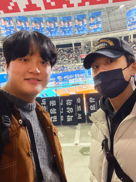 Seoul: Watching Sports Match & Local Food Experience - Should you book this Seoul sports match and local food tour?