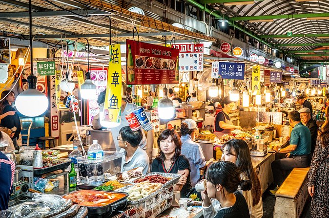 Small Group (7pax) Seoul Tour with Pickup/Dropoff (No Shopping) - N Seoul Tower and the Big City View Without the Cable Car Detour
