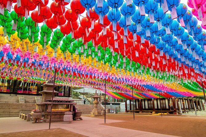 Small Group (7pax) Seoul Tour with Pickup/Dropoff (No Shopping) - Jogyesa Temple and the Contrast of Seoul’s Old Faith