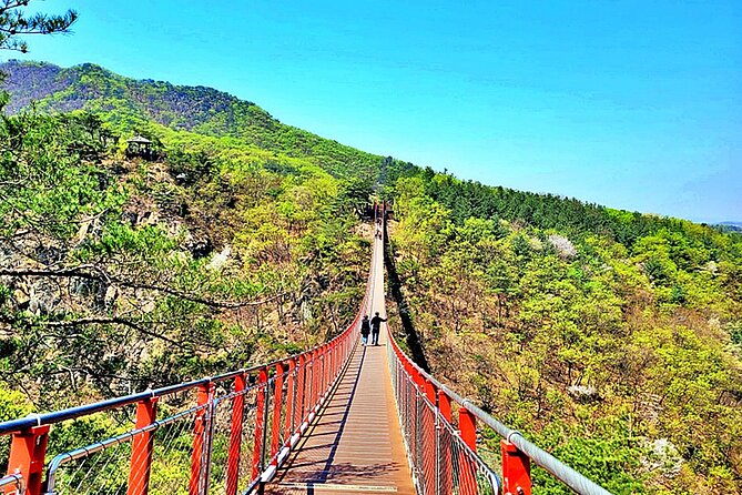 Small-Group DMZ Tour w/ North Korea Experience Hall & Susp.Bridge - Unification Village Pass and the Loop Back to Imjingak