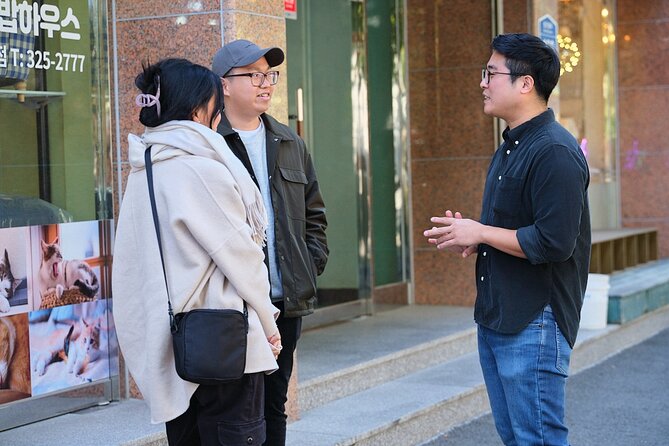 Soju Tasting at Distillery - story of 3 pigs - The three pigs story, plus the Joseon-class connection