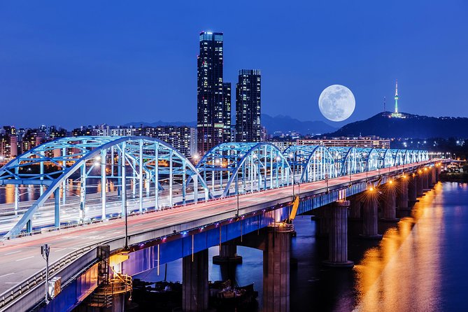 Special City Night Tour - Palace stop vs Bukchon Hanok Village on Mondays