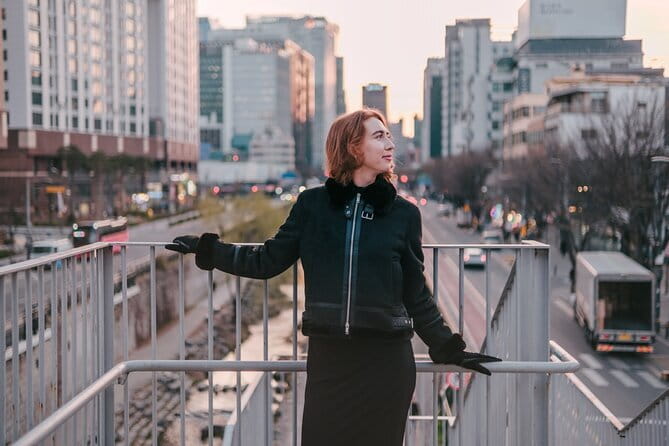 Street photoshoot and Seoul Hidden gem History Walking Tour - Cheonggyecheon: The Stream Walk That Feels Like a Secret