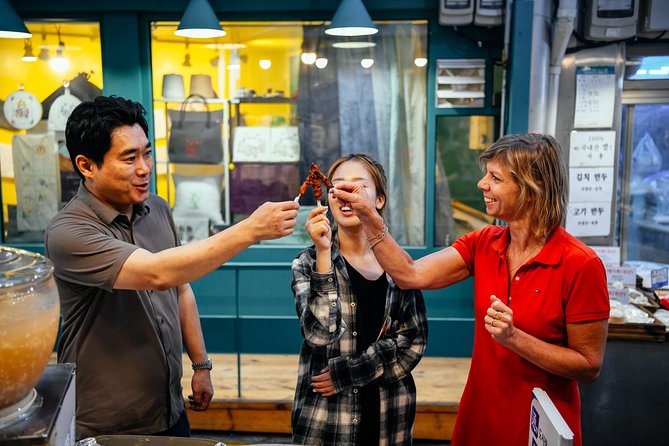 The Award-Winning PRIVATE Food Tour of Seoul: The 10 Tastings - Practical Tips: Shoes, Hunger, and Diet Requests