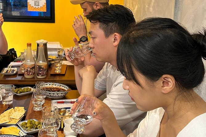 Traditional Soju Class and Makgeolli Tasting in Seoul - How This 90-Minute Soju and Makgeolli Class Really Works